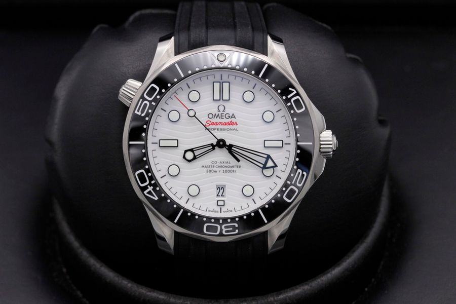 Omega Seamaster Diver 300m 210.32.42.20.04.001